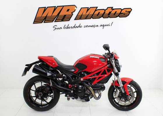 DUCATI MONSTER 796 